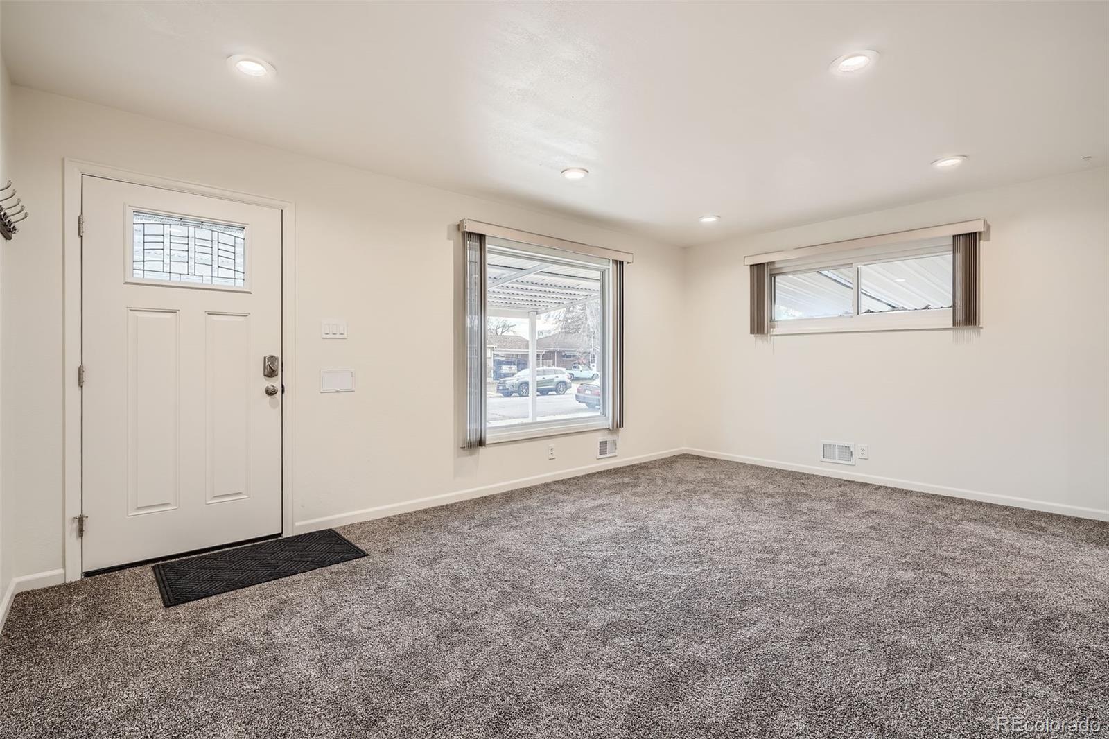 MLS Image #5 for 7251  raritan street,denver, Colorado