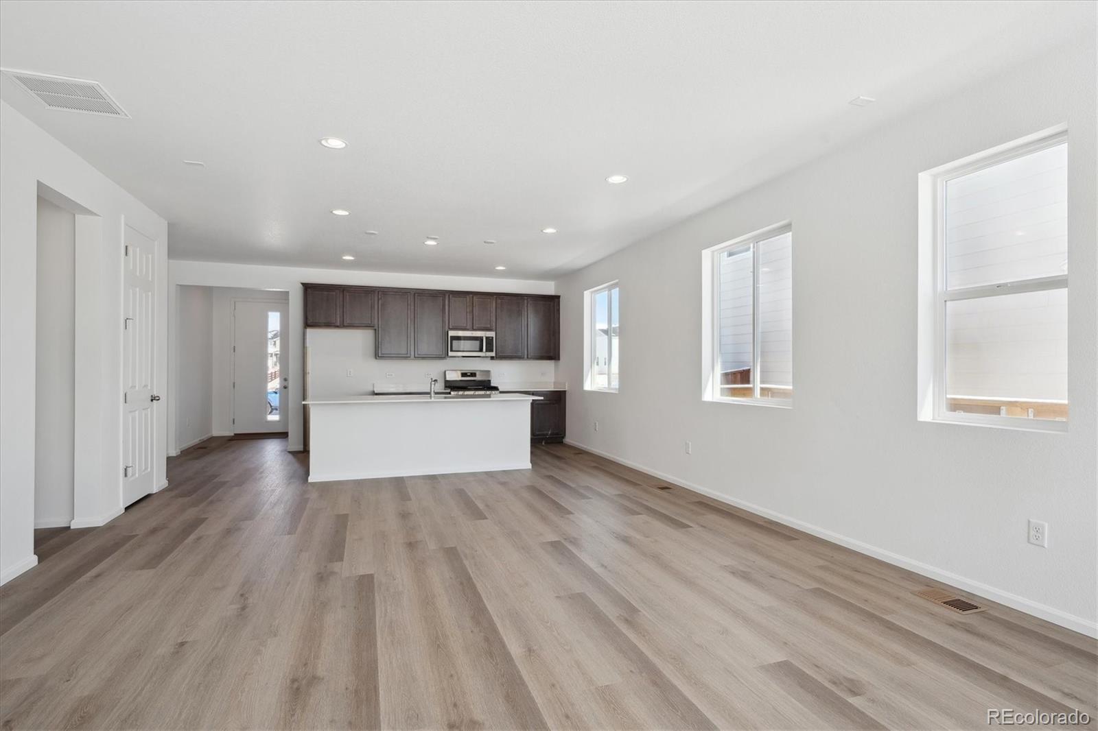 MLS Image #10 for 4630  sugar beet street,johnstown, Colorado
