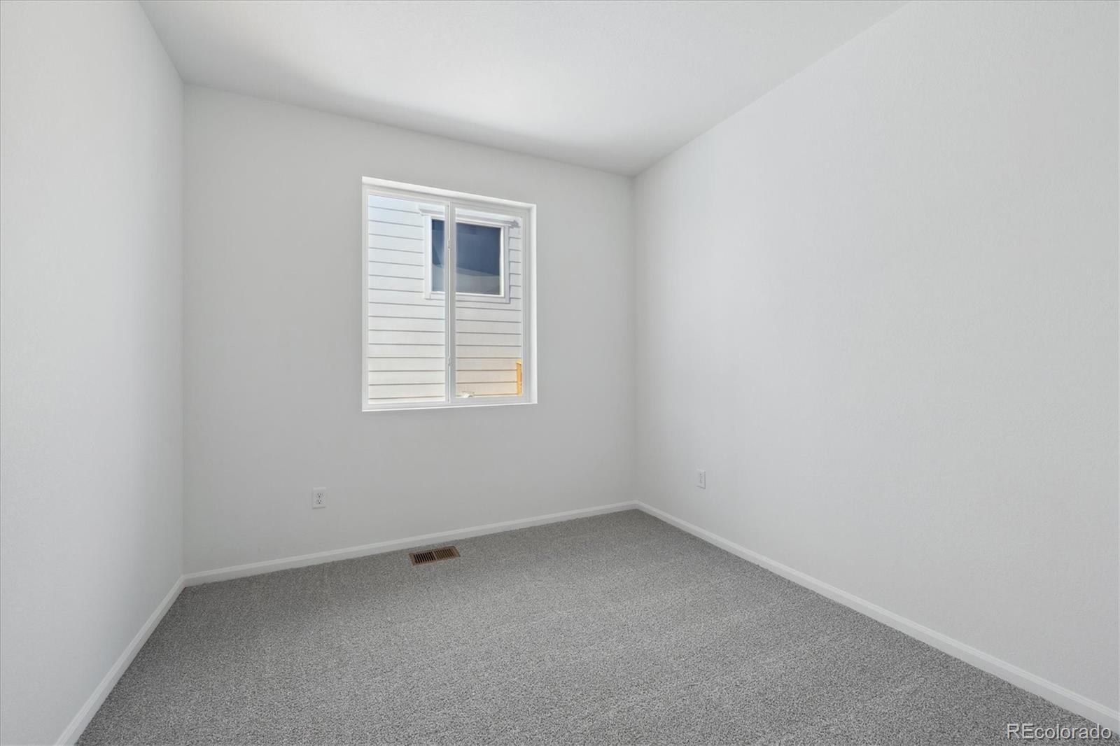 MLS Image #14 for 4630  sugar beet street,johnstown, Colorado