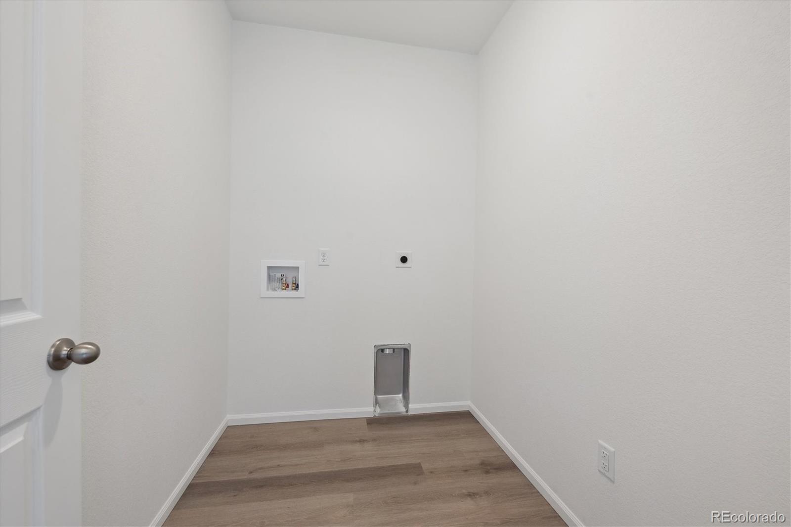 MLS Image #3 for 4630  sugar beet street,johnstown, Colorado