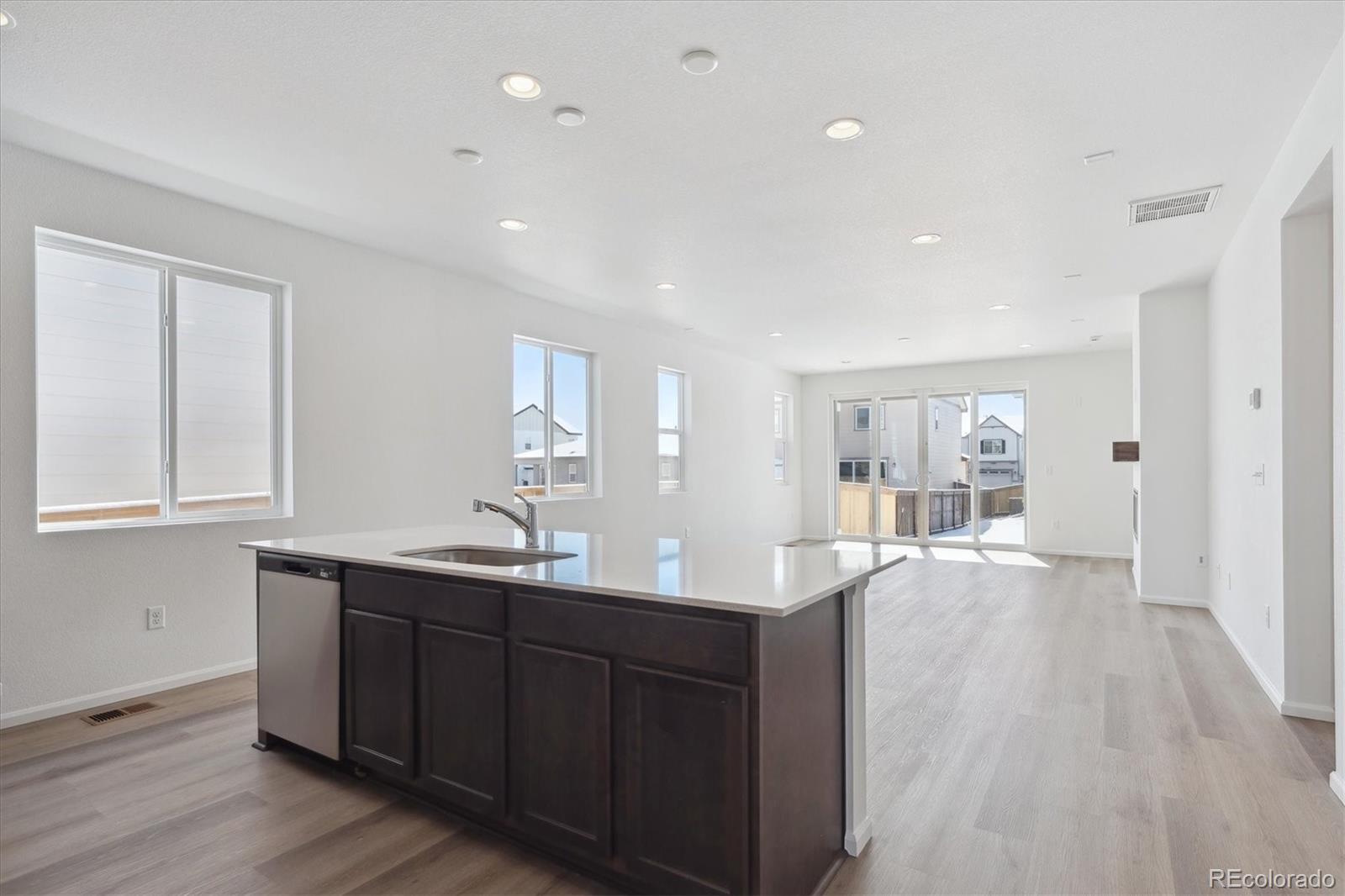 MLS Image #5 for 4630  sugar beet street,johnstown, Colorado