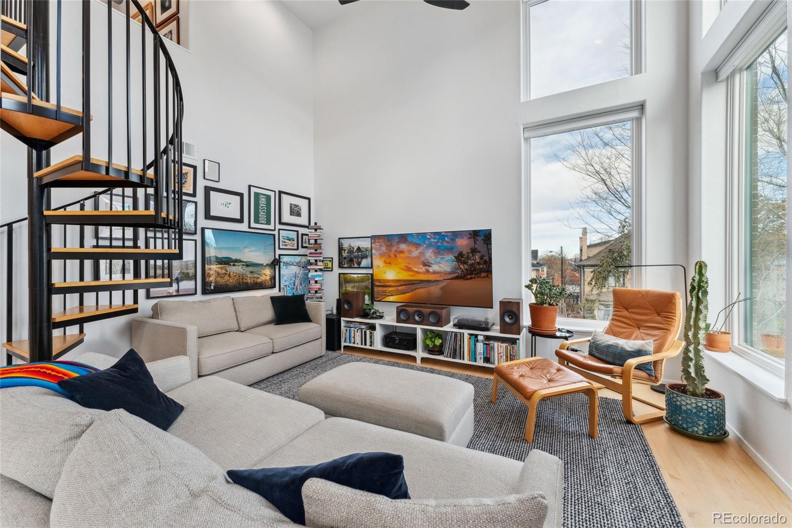 MLS Image #2 for 790 n clarkson street 203,denver, Colorado