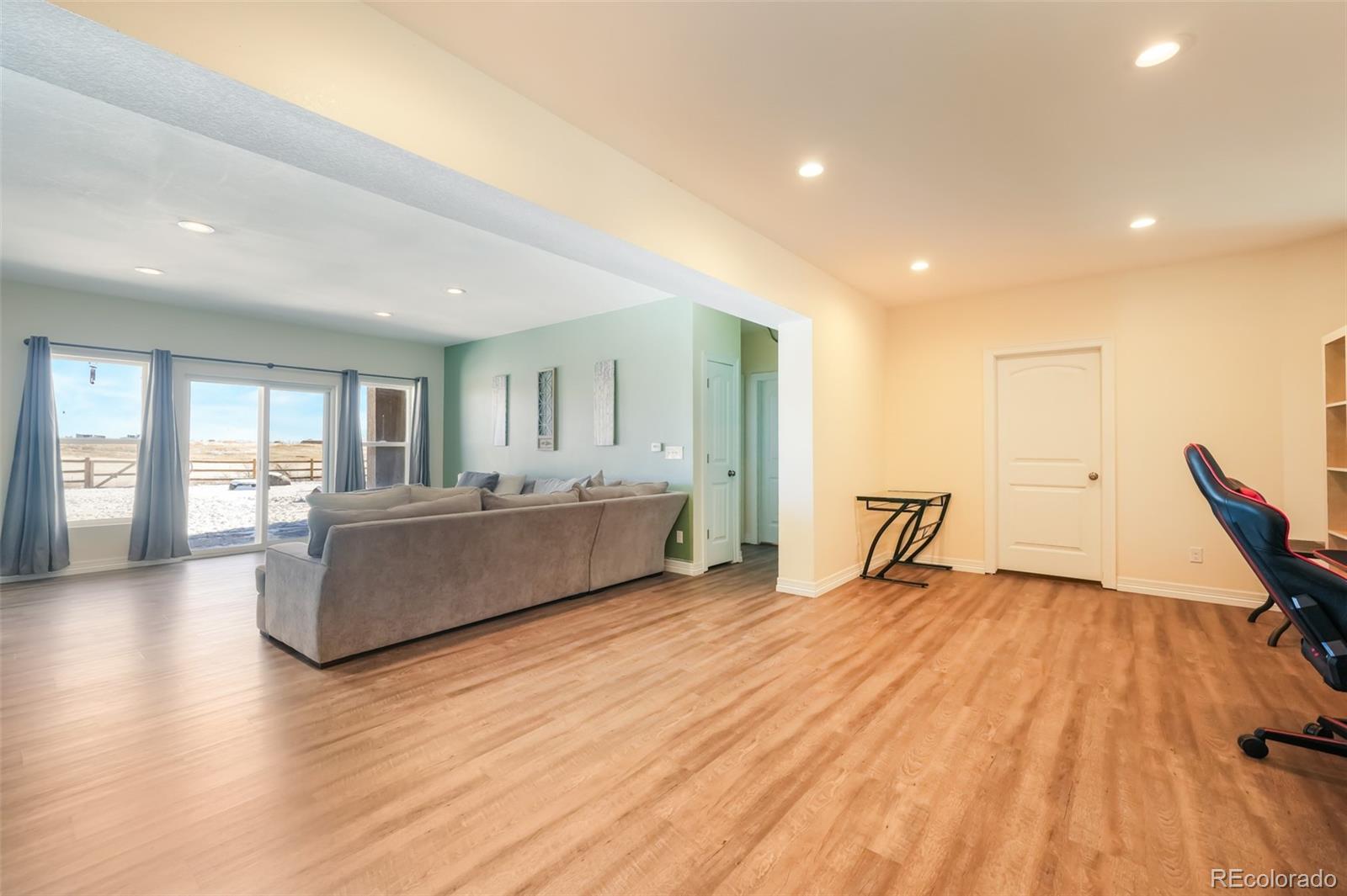 MLS Image #38 for 3535  hare haven lane,colorado springs, Colorado