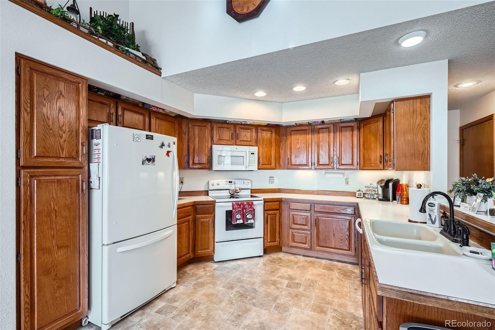 MLS Image #11 for 19  carla way,broomfield, Colorado