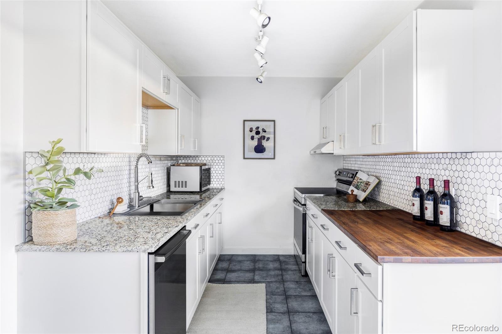 MLS Image #11 for 1293 s monaco parkway ,denver, Colorado