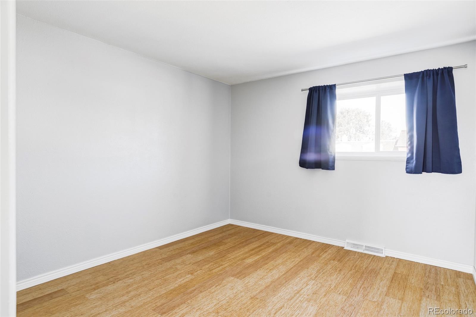 MLS Image #24 for 1293 s monaco parkway ,denver, Colorado