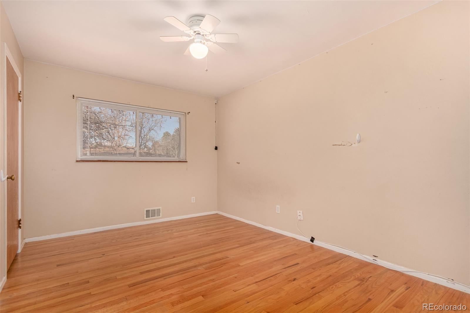 MLS Image #15 for 2800 s yates street,denver, Colorado