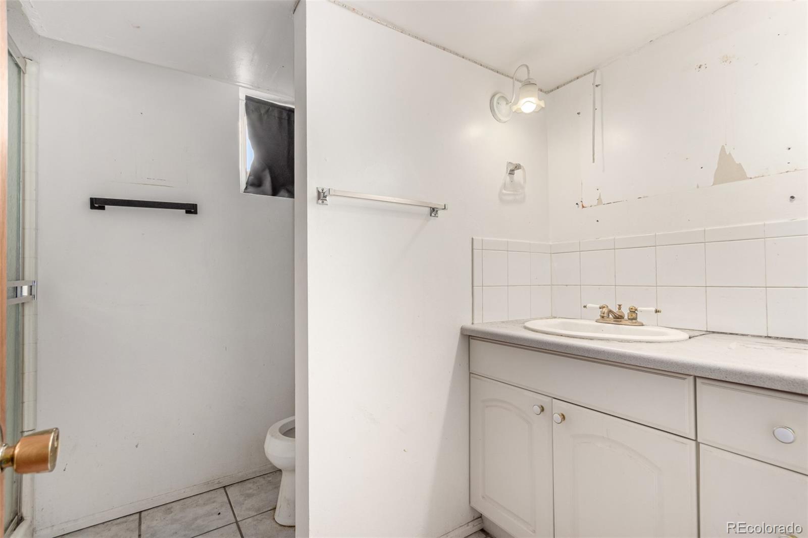 MLS Image #26 for 2800 s yates street,denver, Colorado