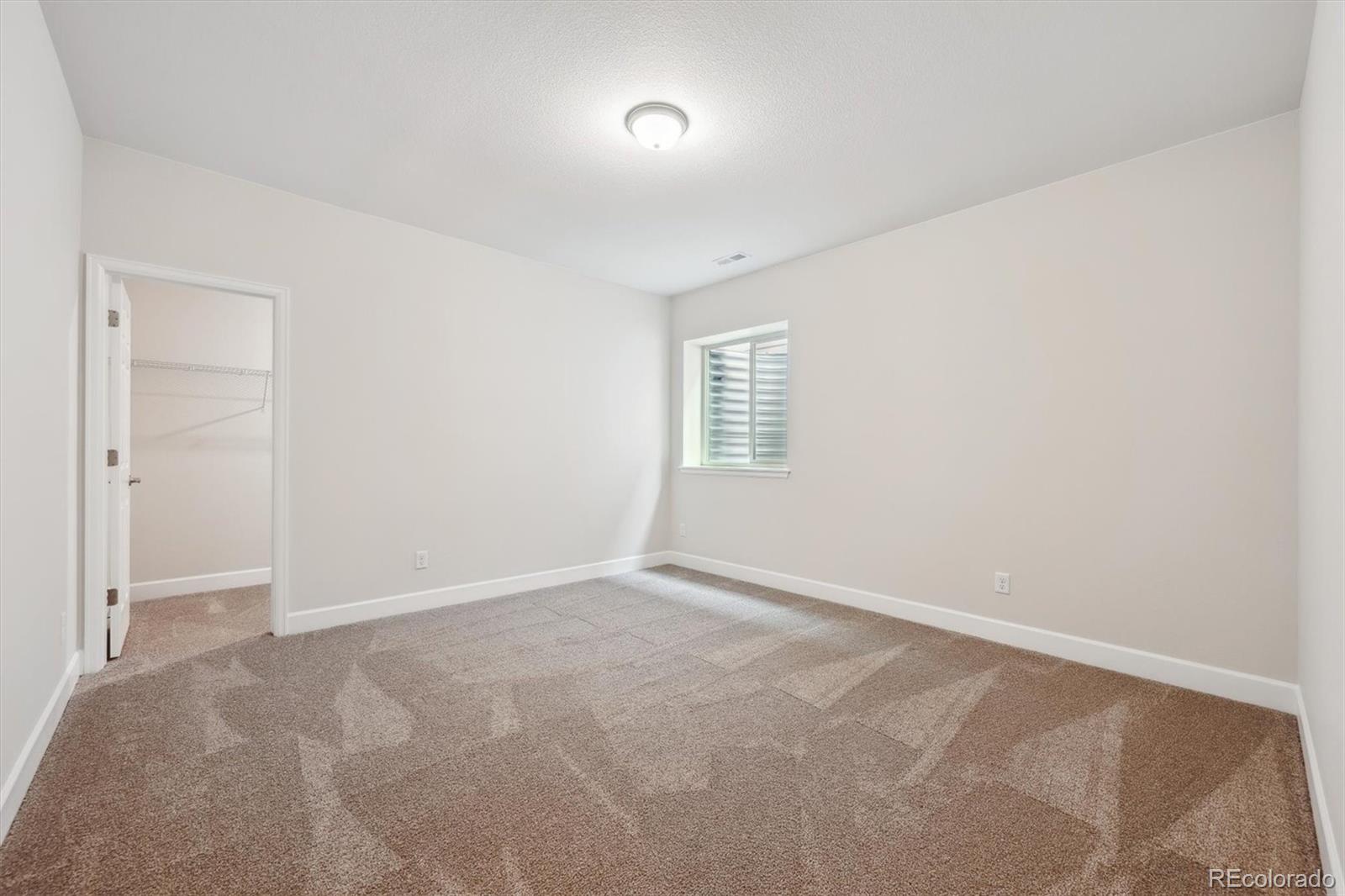 MLS Image #19 for 24720 e 36th avenue,aurora, Colorado