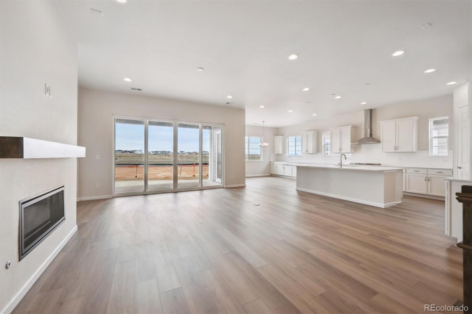 MLS Image #3 for 24720 e 36th avenue,aurora, Colorado