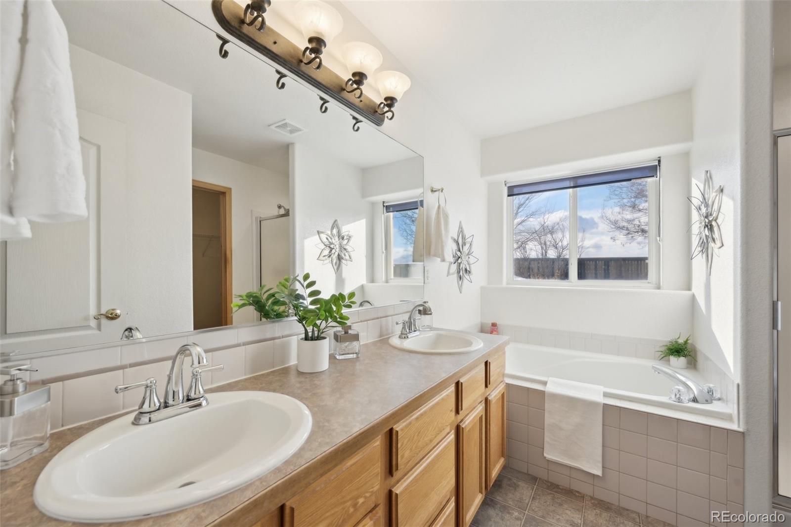 MLS Image #12 for 338  sandstone drive,johnstown, Colorado