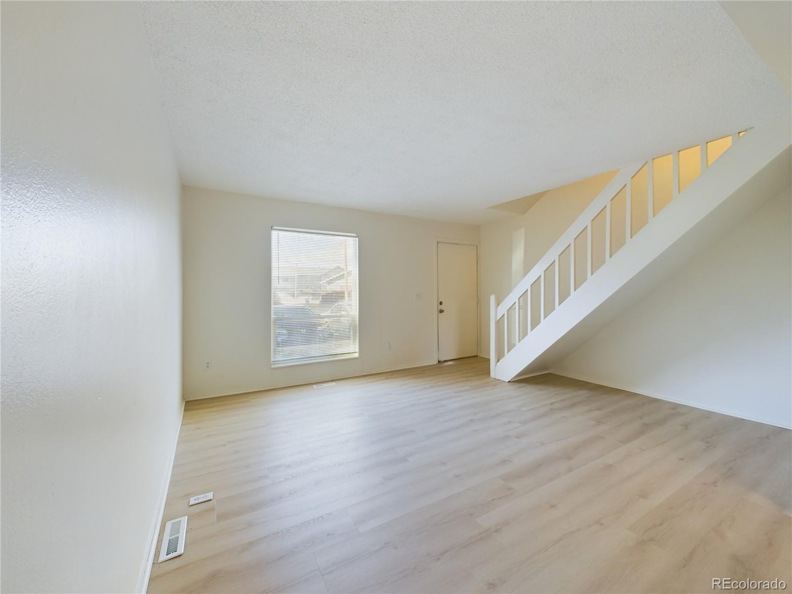 MLS Image #5 for 2115  coronado pkyn ,denver, Colorado