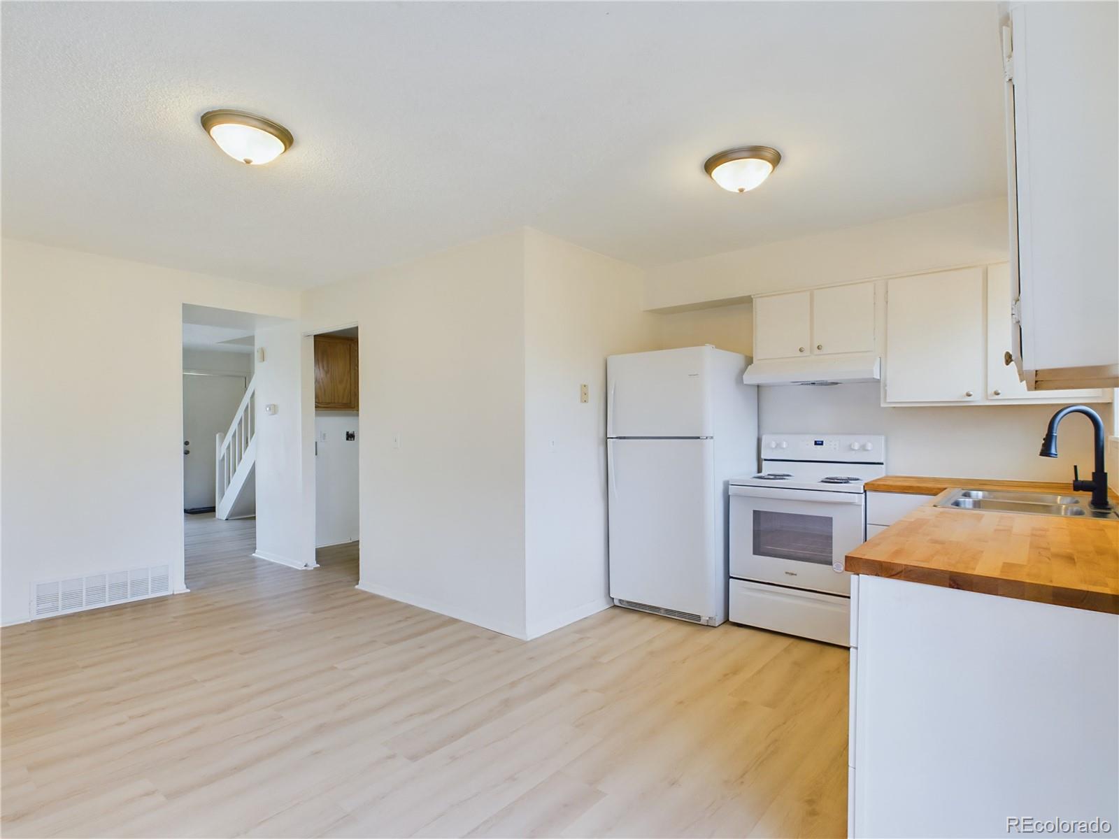 MLS Image #8 for 2115  coronado pkyn ,denver, Colorado