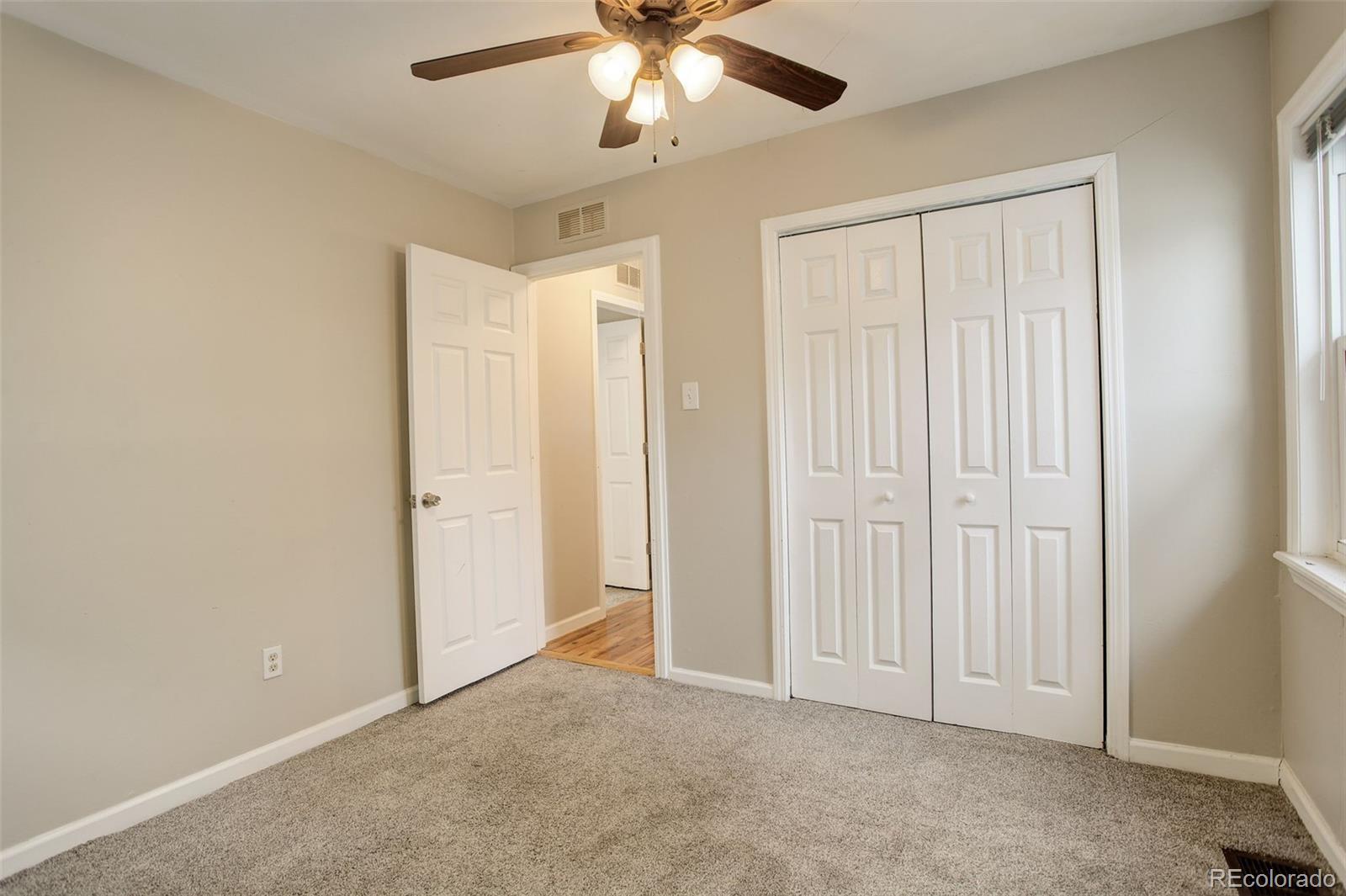 MLS Image #12 for 3052 s grape way,denver, Colorado