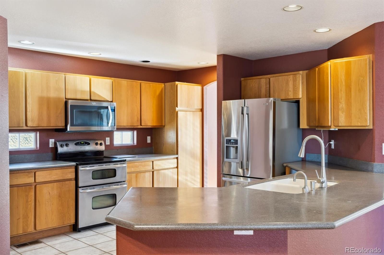 MLS Image #10 for 1011 s valentia street,denver, Colorado