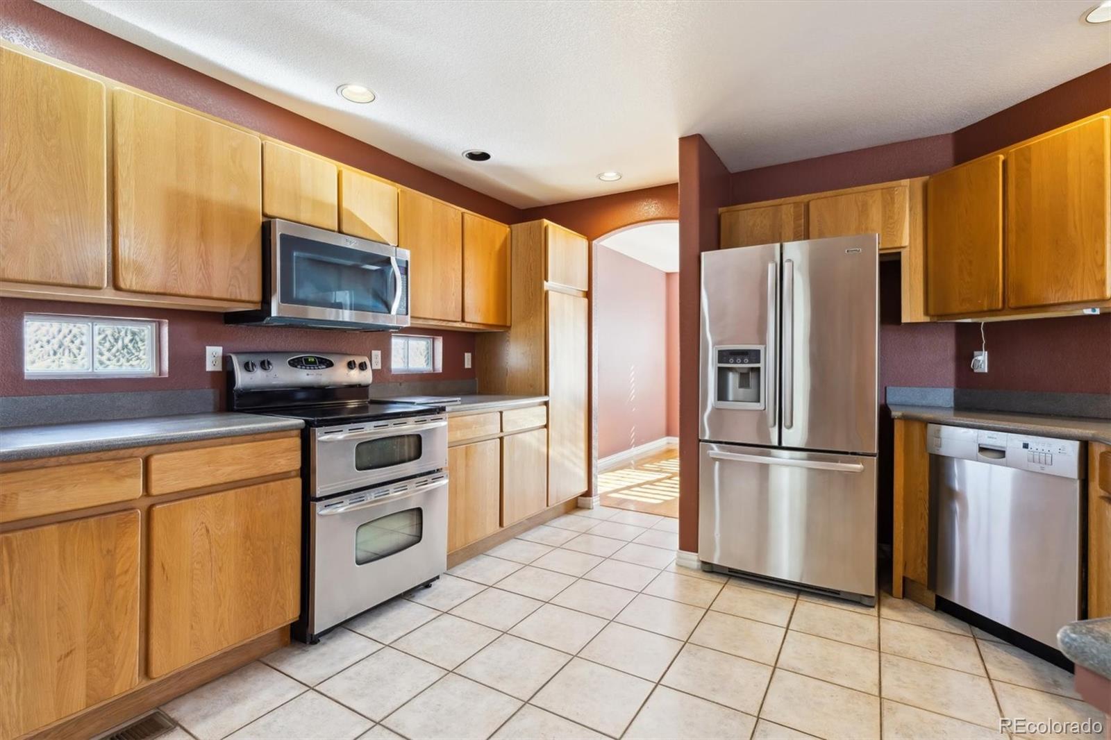 MLS Image #11 for 1011 s valentia street,denver, Colorado