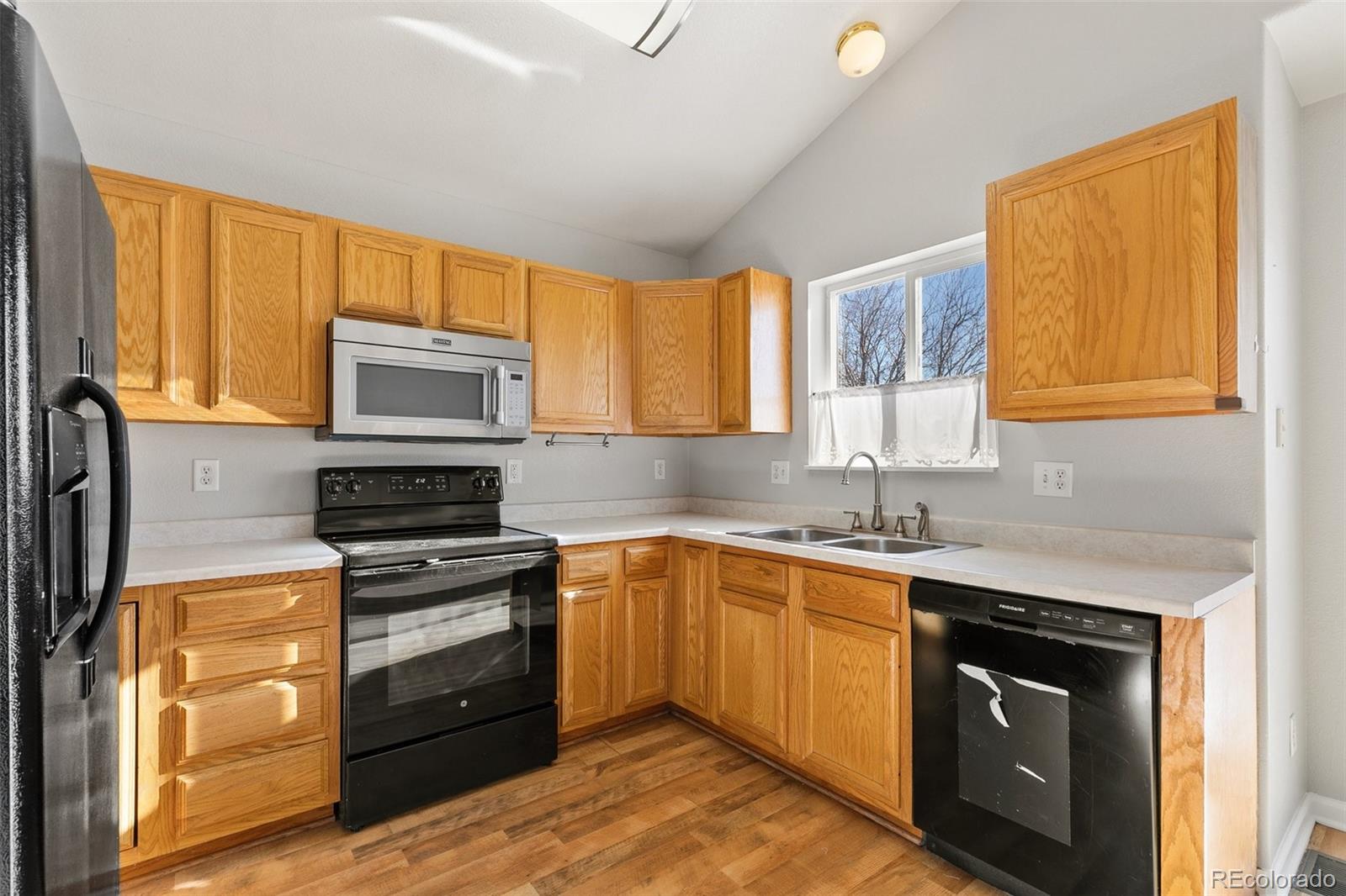 MLS Image #8 for 5359  suburban drive,colorado springs, Colorado