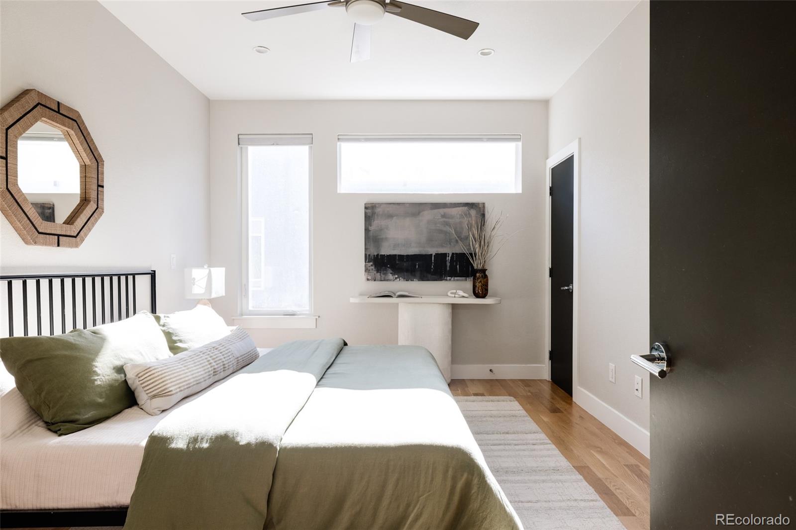 MLS Image #11 for 1836  grove street,denver, Colorado