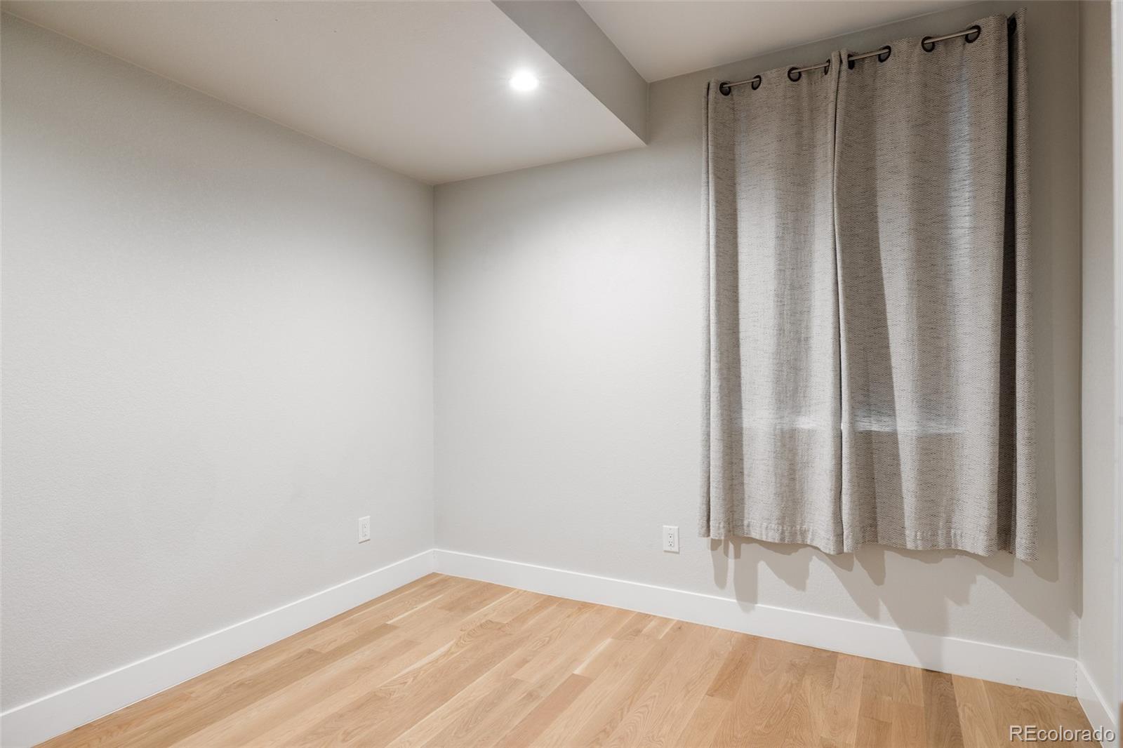 MLS Image #19 for 1836  grove street,denver, Colorado