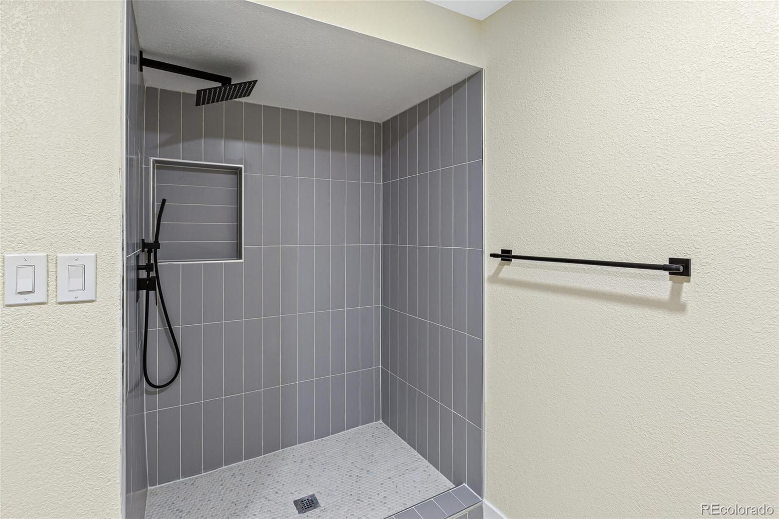 MLS Image #33 for 10187  lynx lane,littleton, Colorado