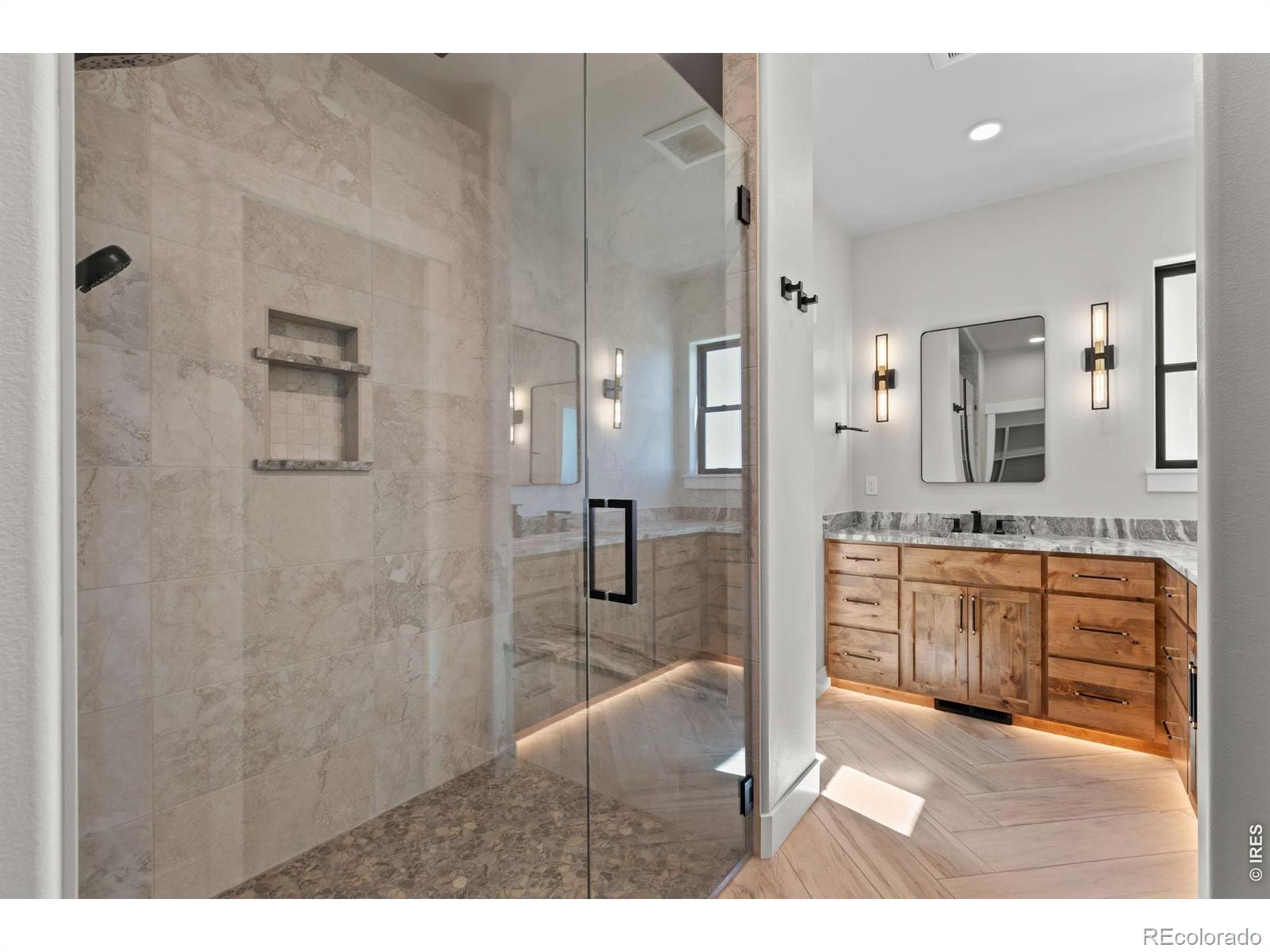 MLS Image #21 for 1405  swan peter drive,berthoud, Colorado