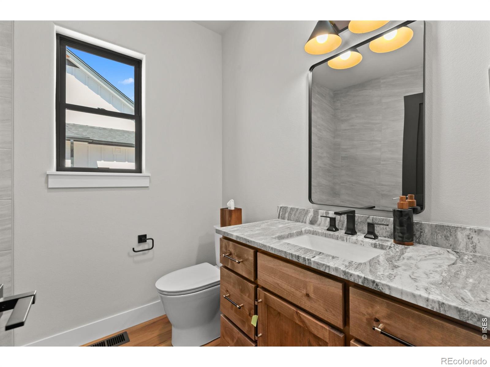 MLS Image #23 for 1405  swan peter drive,berthoud, Colorado