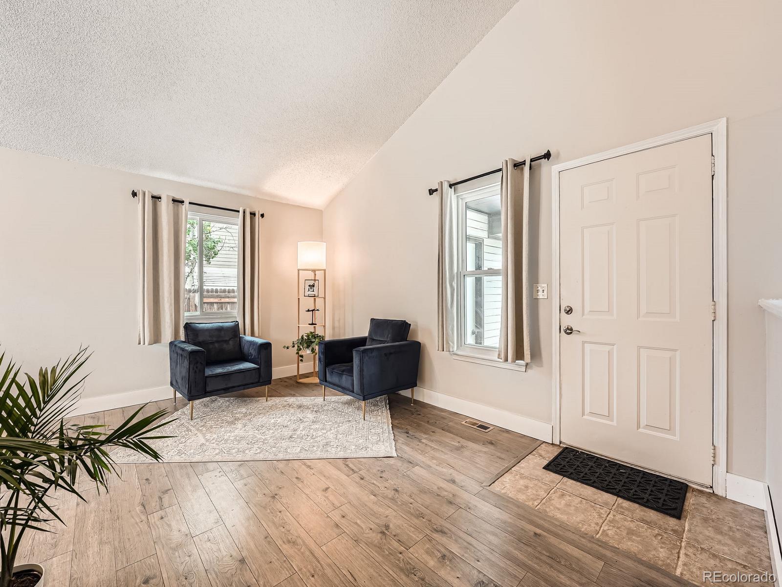 MLS Image #5 for 4723 s pagosa way,aurora, Colorado