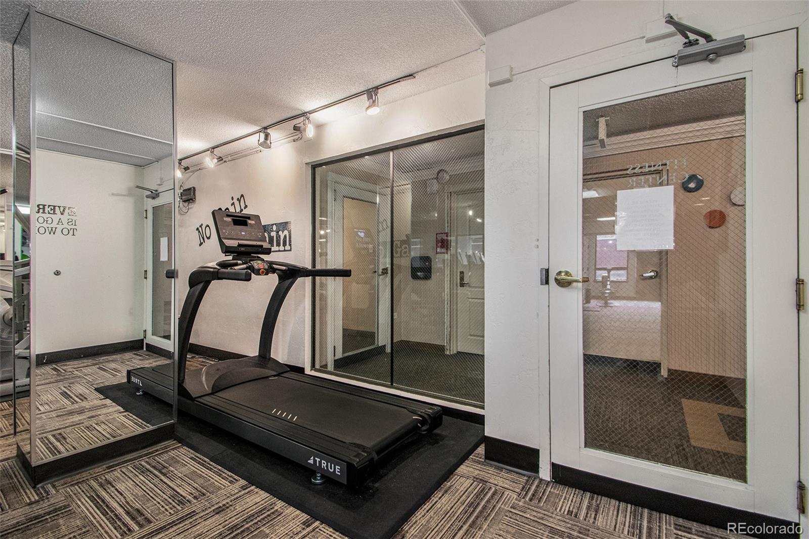MLS Image #20 for 1020  15th street 37i,denver, Colorado