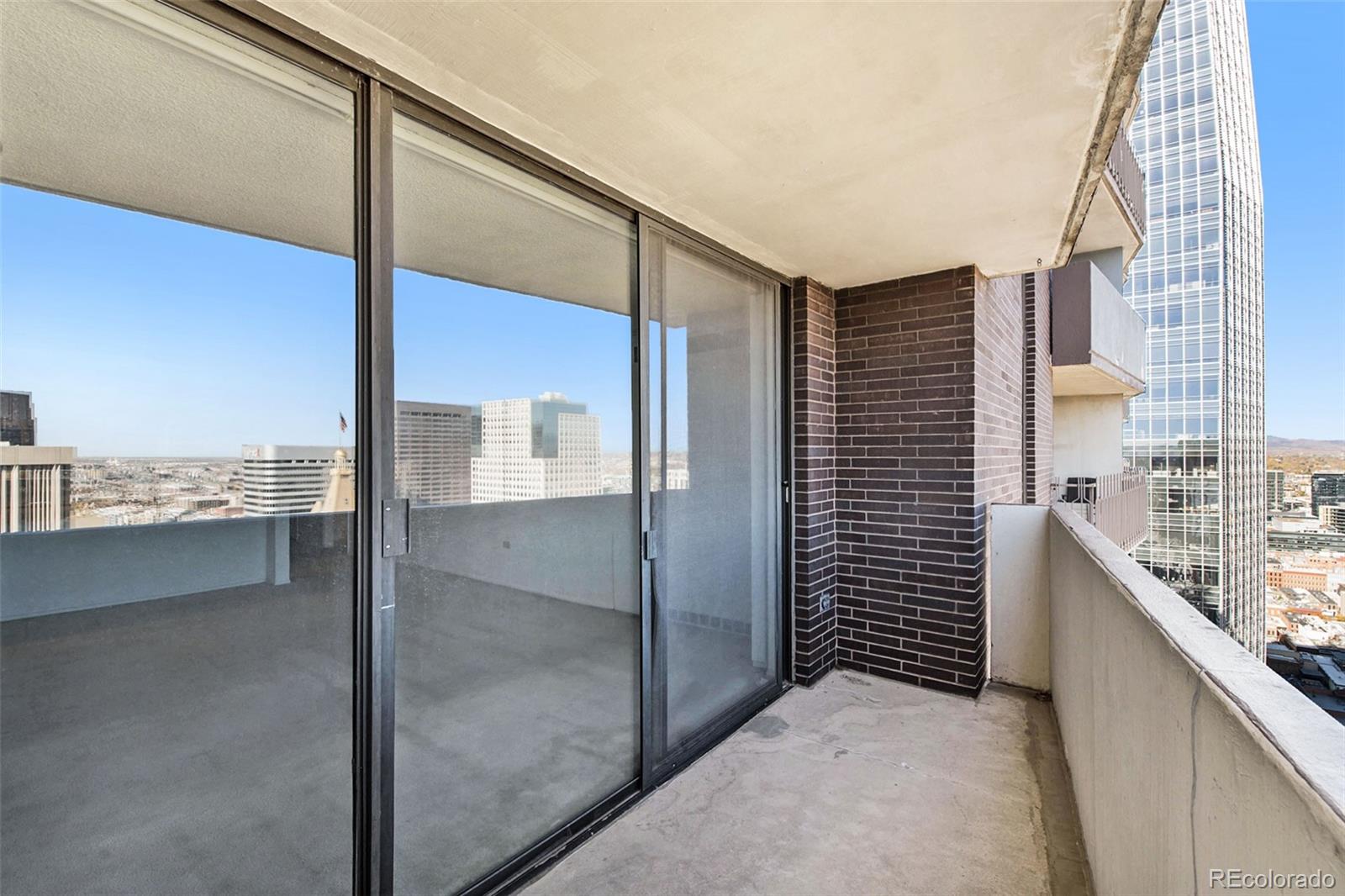 MLS Image #9 for 1020  15th street 37i,denver, Colorado