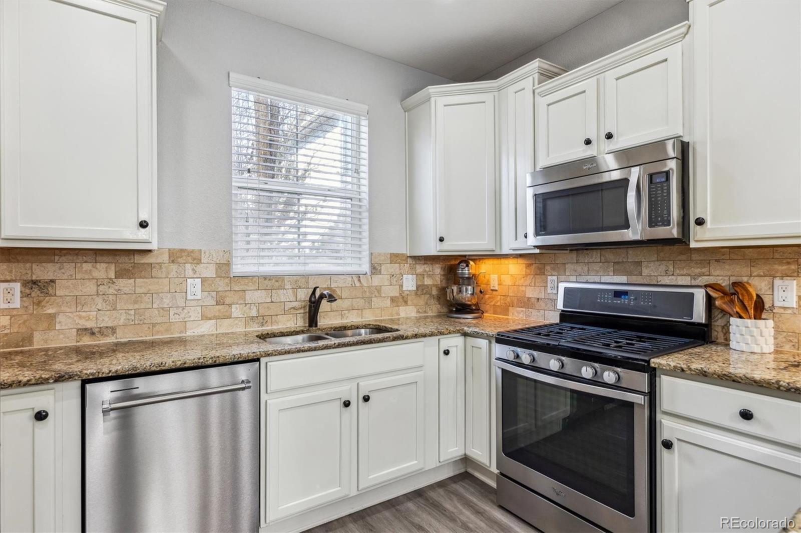 MLS Image #8 for 2215  ulster street,denver, Colorado