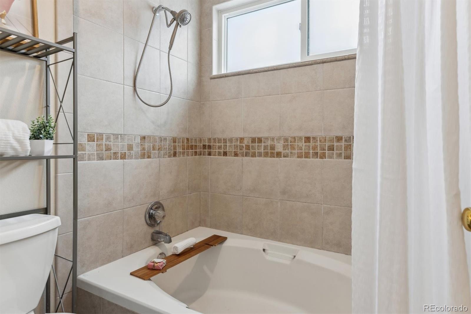 MLS Image #18 for 2067 e phillips place,centennial, Colorado