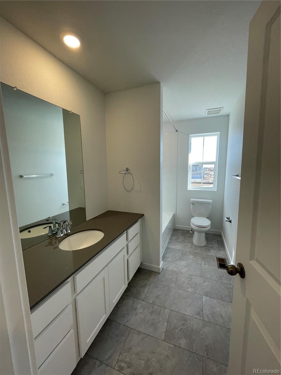 MLS Image #8 for 191  freemont court,brighton, Colorado