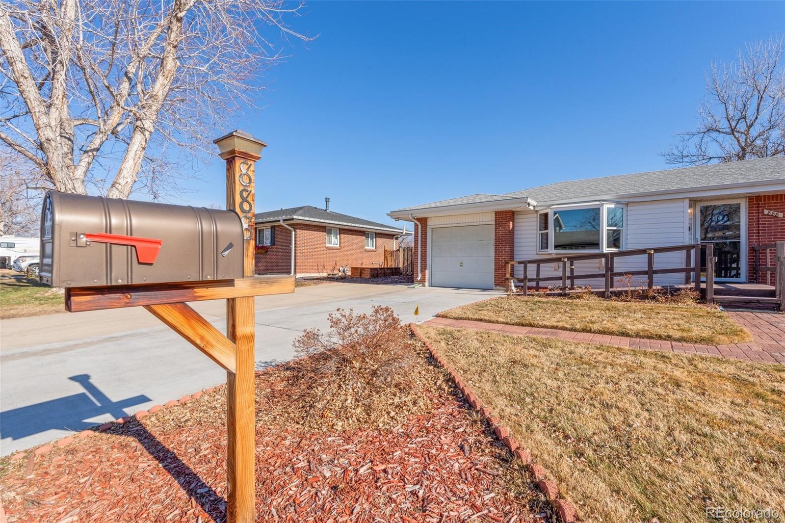 MLS Image #4 for 888  oak street,lakewood, Colorado