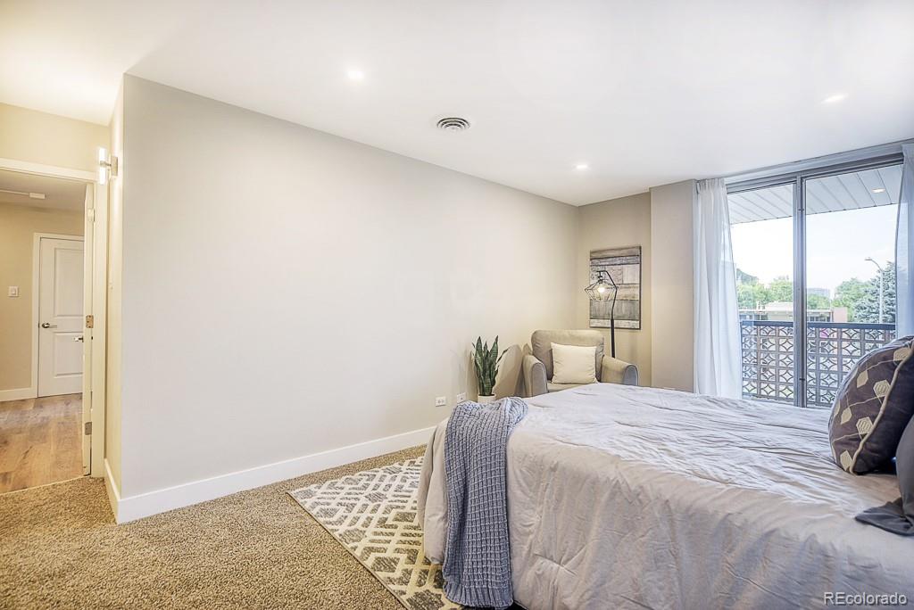 MLS Image #15 for 4570 e yale avenue 301,denver, Colorado
