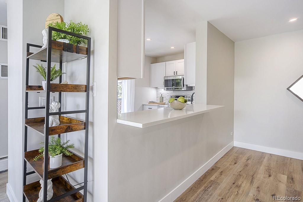 MLS Image #8 for 4570 e yale avenue 301,denver, Colorado