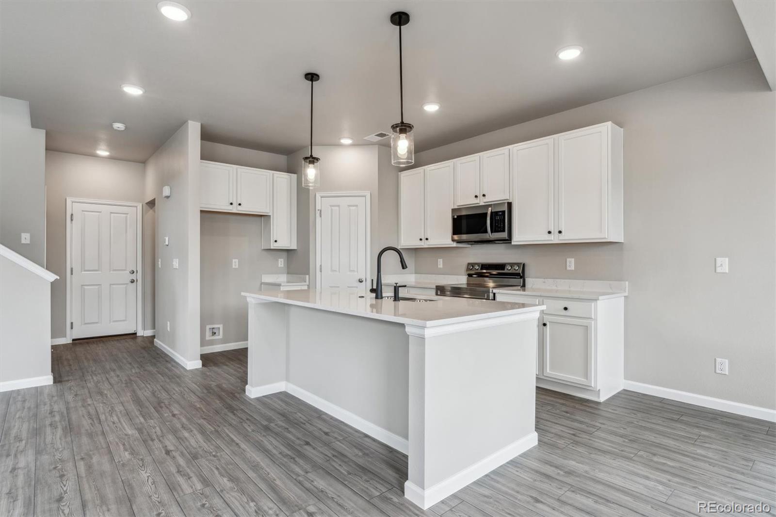 CMA Image for 2303  peregrine drive,Brighton, Colorado
