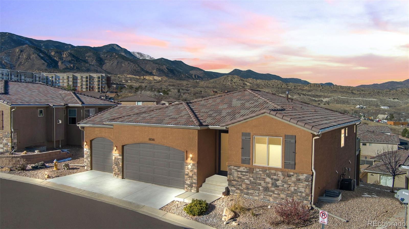 CMA Image for 2026  lone willow view,Colorado Springs, Colorado