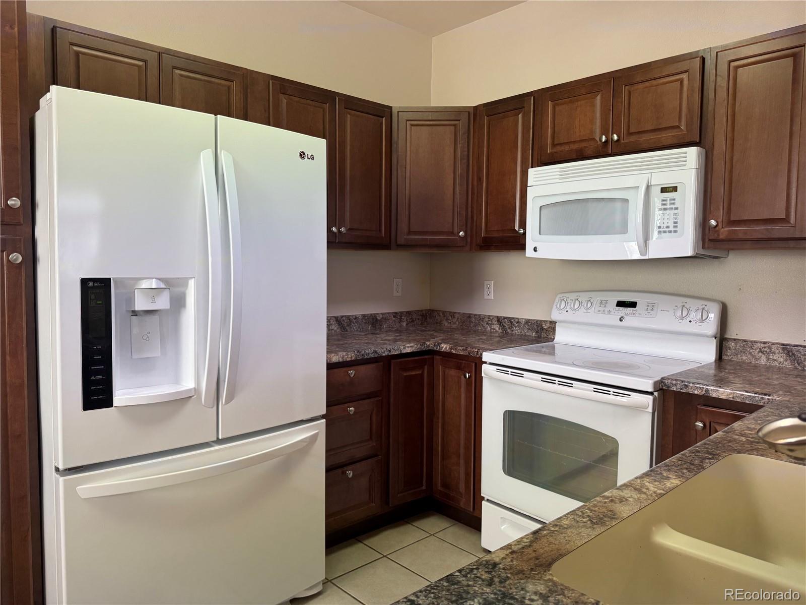 MLS Image #7 for 8500 e jefferson avenue,denver, Colorado