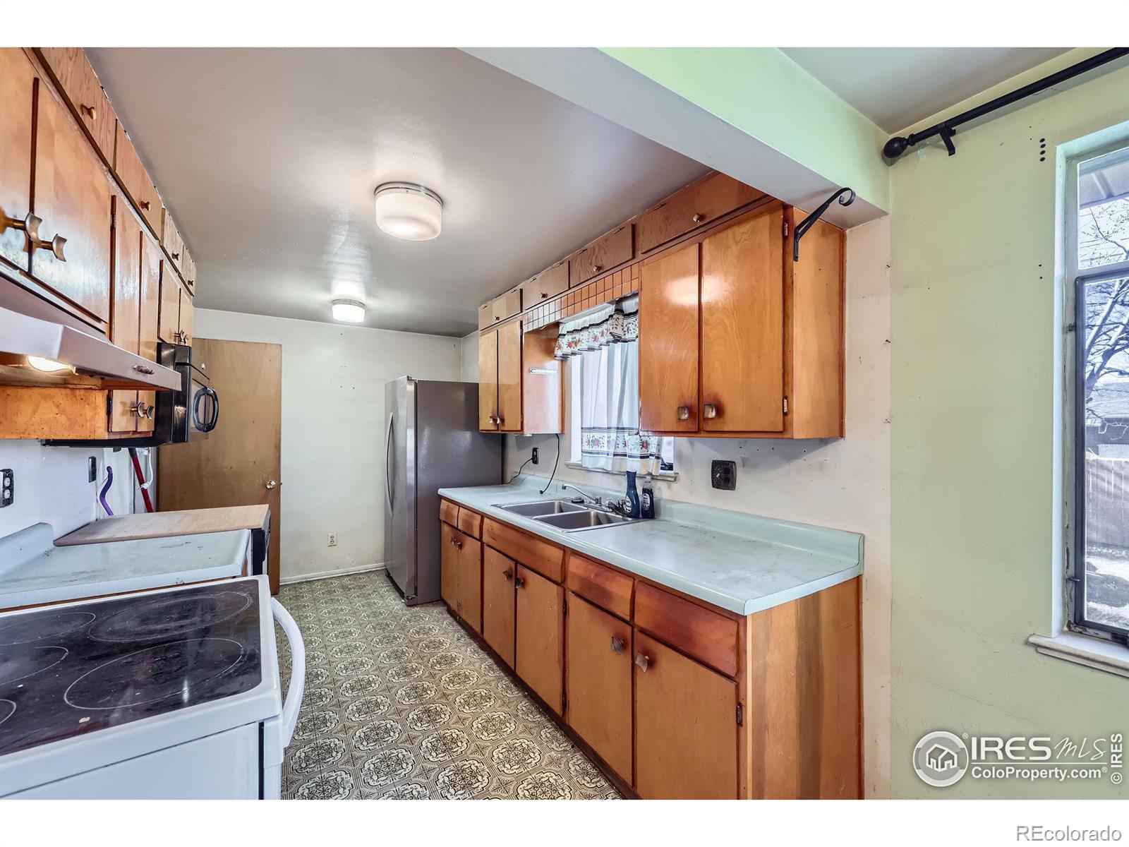 MLS Image #9 for 1641 s sheridan boulevard,lakewood, Colorado