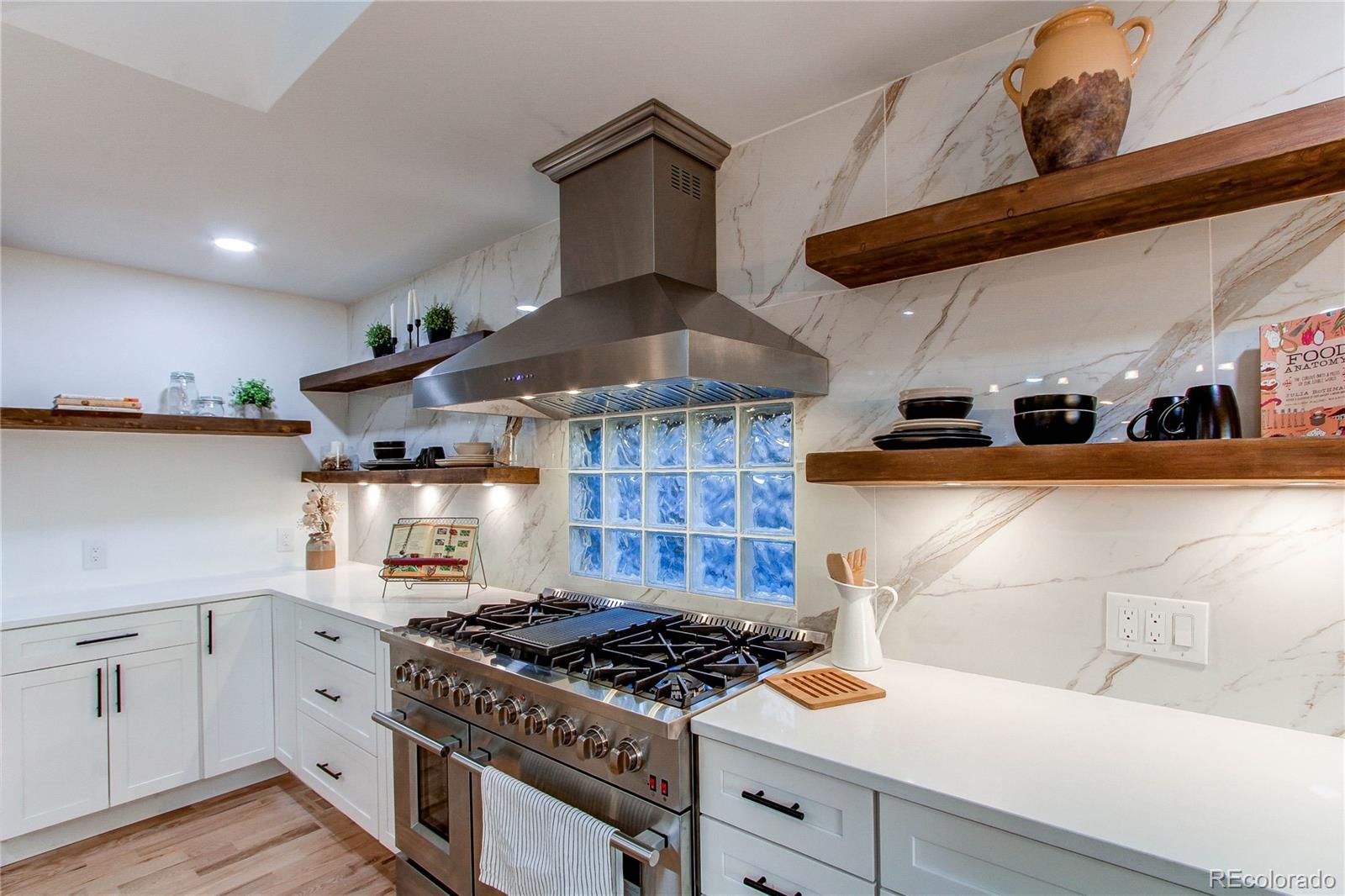 MLS Image #12 for 11922 w 77th drive,arvada, Colorado