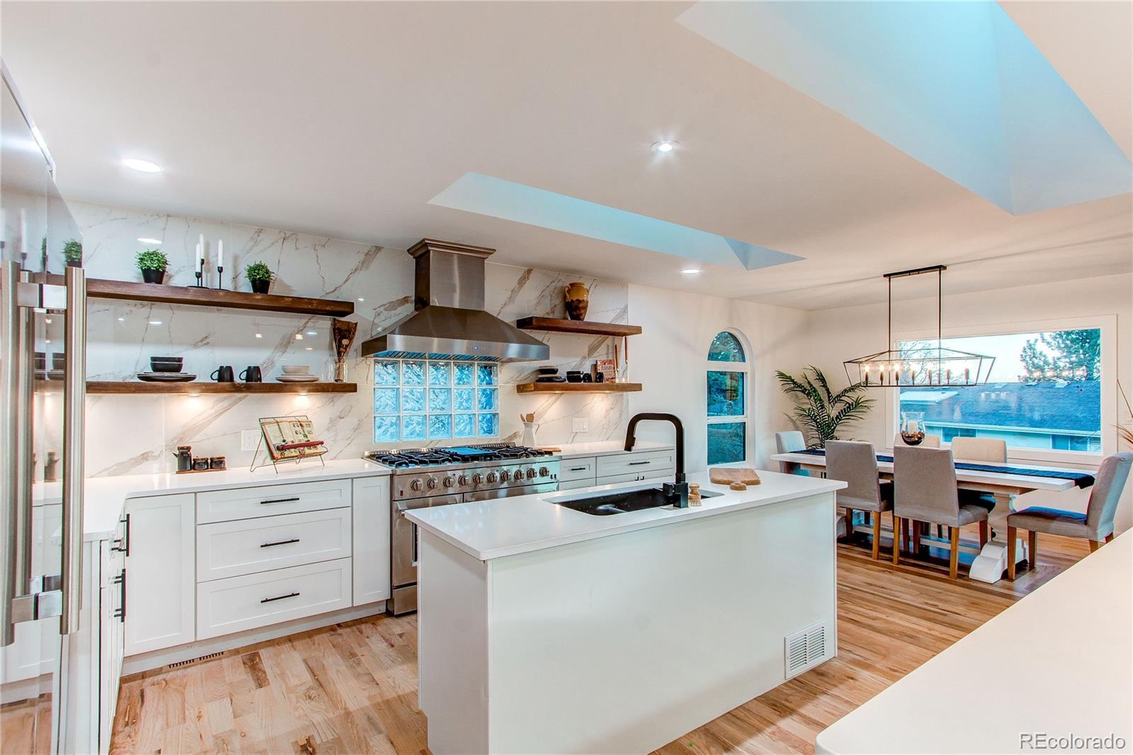 MLS Image #8 for 11922 w 77th drive,arvada, Colorado
