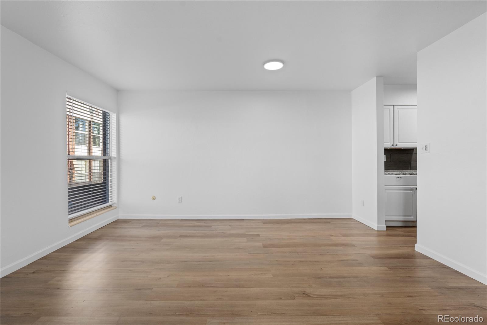 MLS Image #19 for 3663 s sheridan boulevard,denver, Colorado