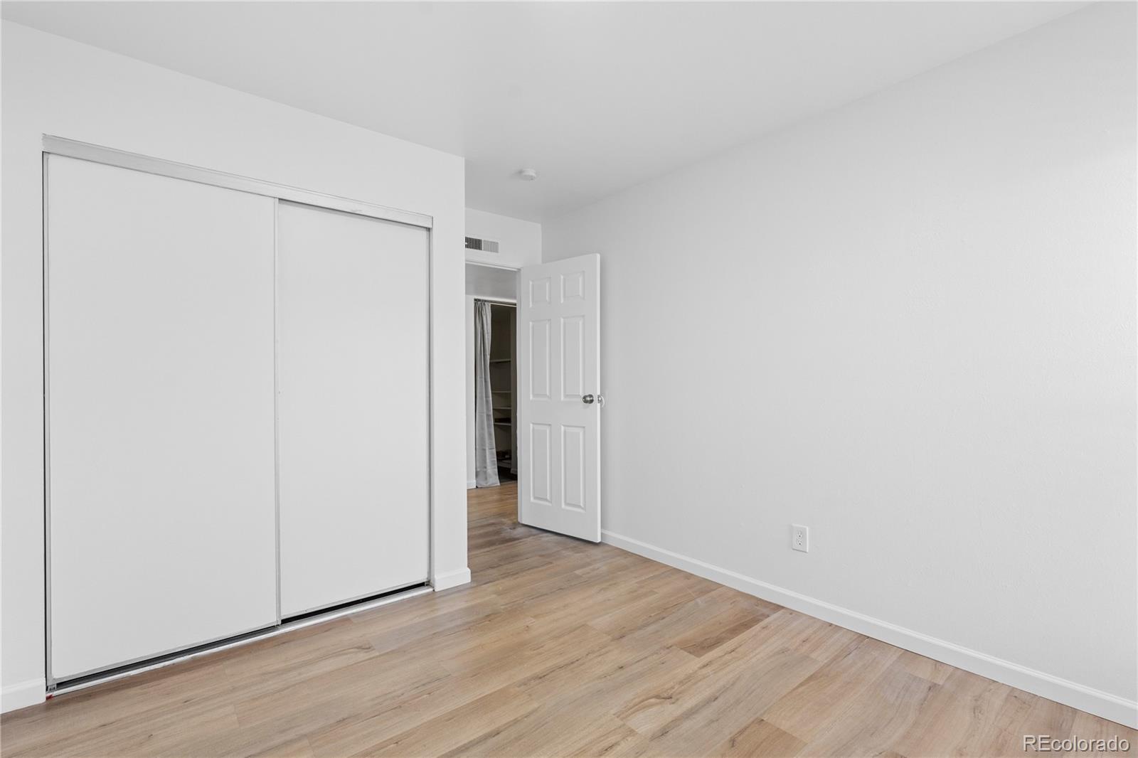 MLS Image #26 for 3663 s sheridan boulevard,denver, Colorado