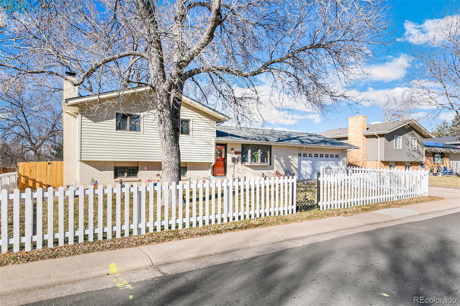 MLS Image #2 for 6673 s buffalo drive,littleton, Colorado