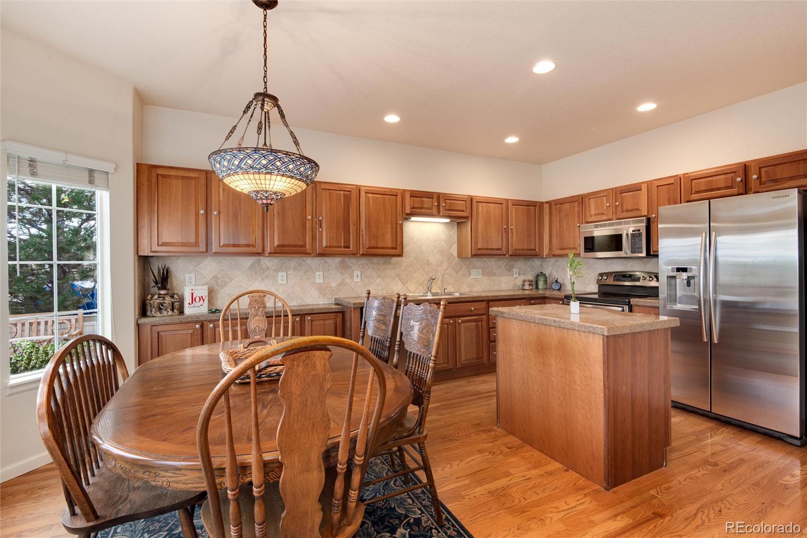 MLS Image #5 for 8512 s lewis way,littleton, Colorado