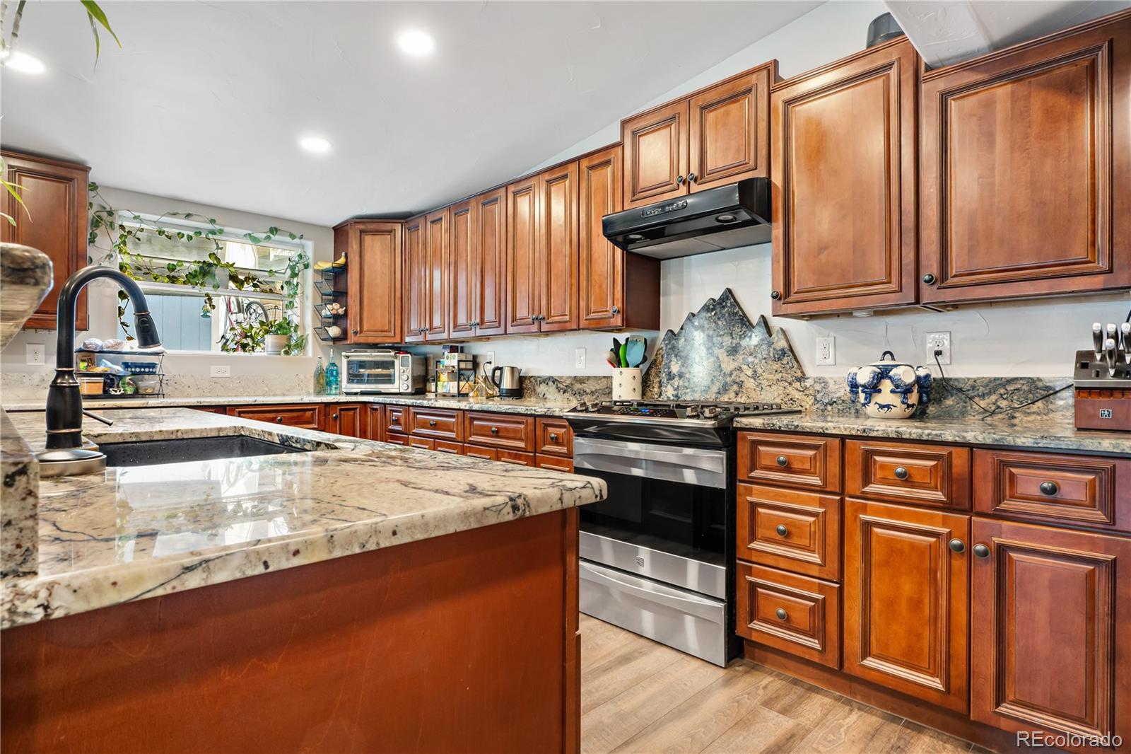 MLS Image #7 for 11880  swadley drive,lakewood, Colorado