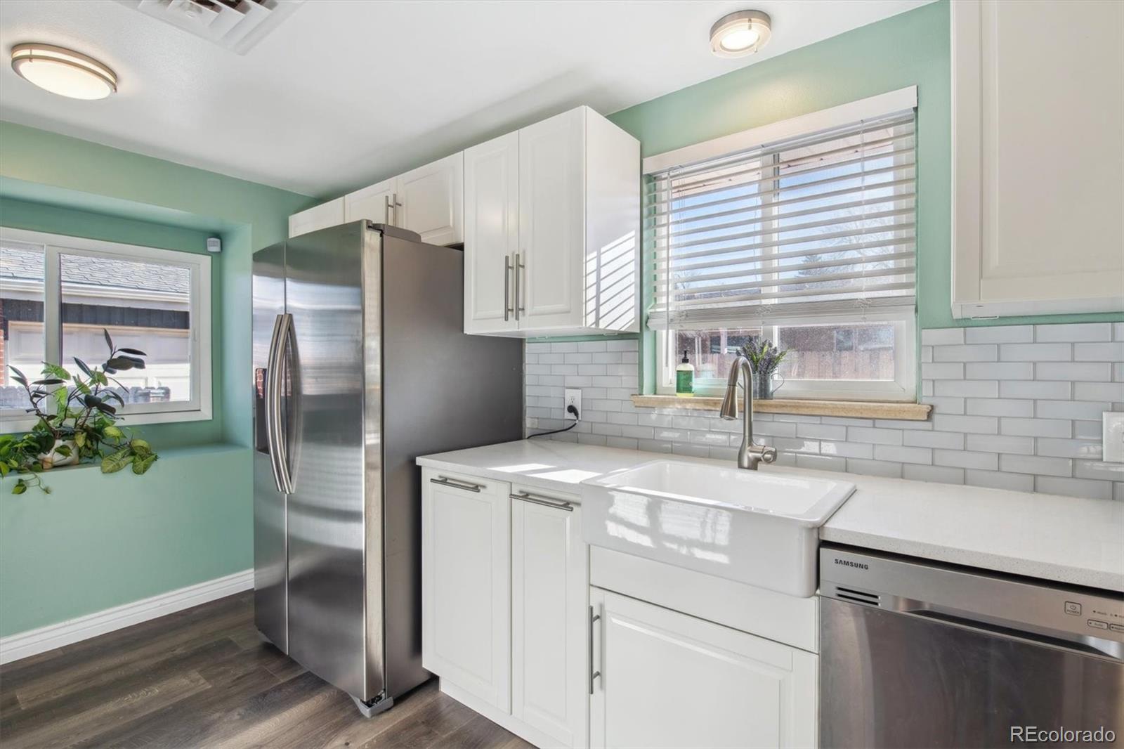 MLS Image #10 for 2594 s tennyson way,denver, Colorado