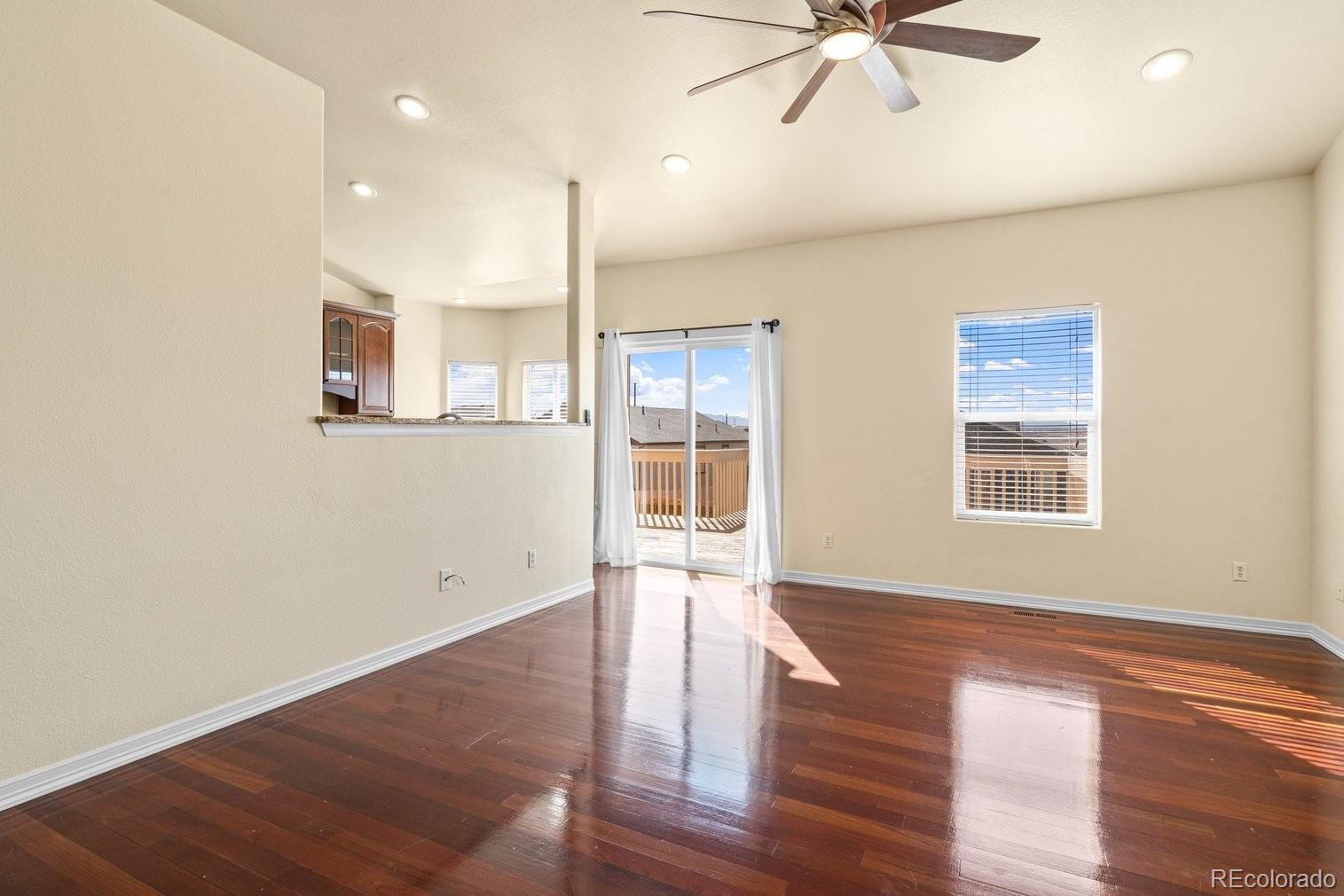 MLS Image #5 for 4577  crested hill,pueblo, Colorado