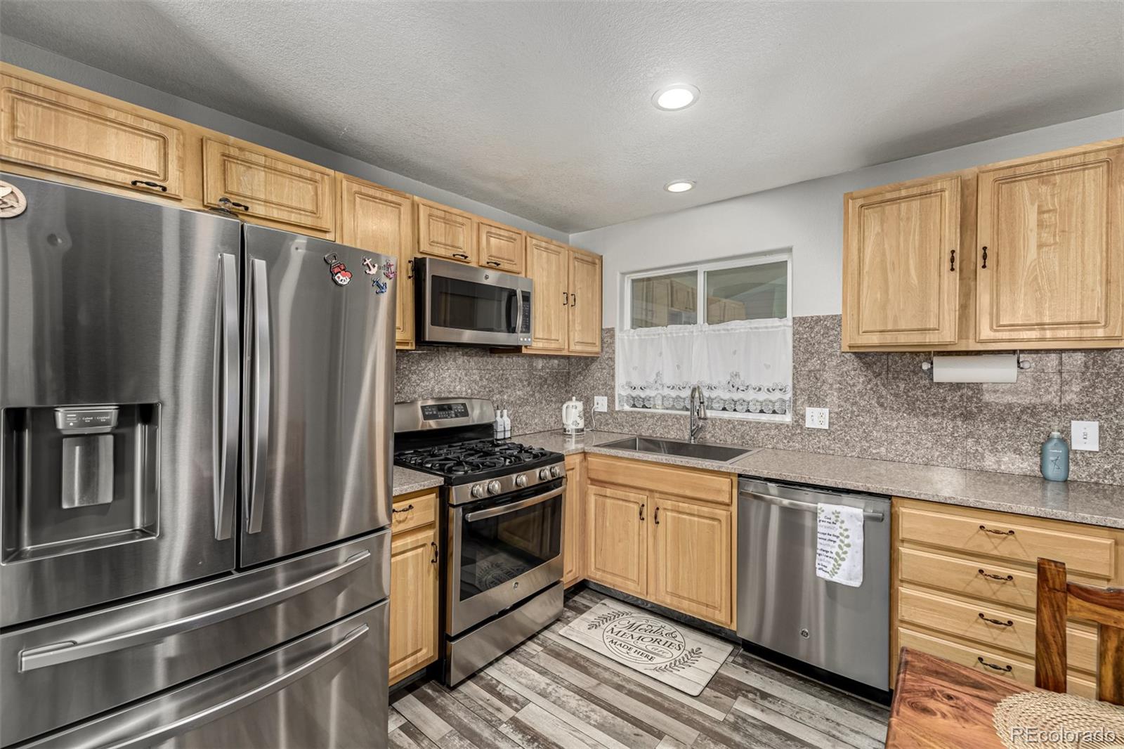 MLS Image #21 for 16357 e wyoming drive,aurora, Colorado