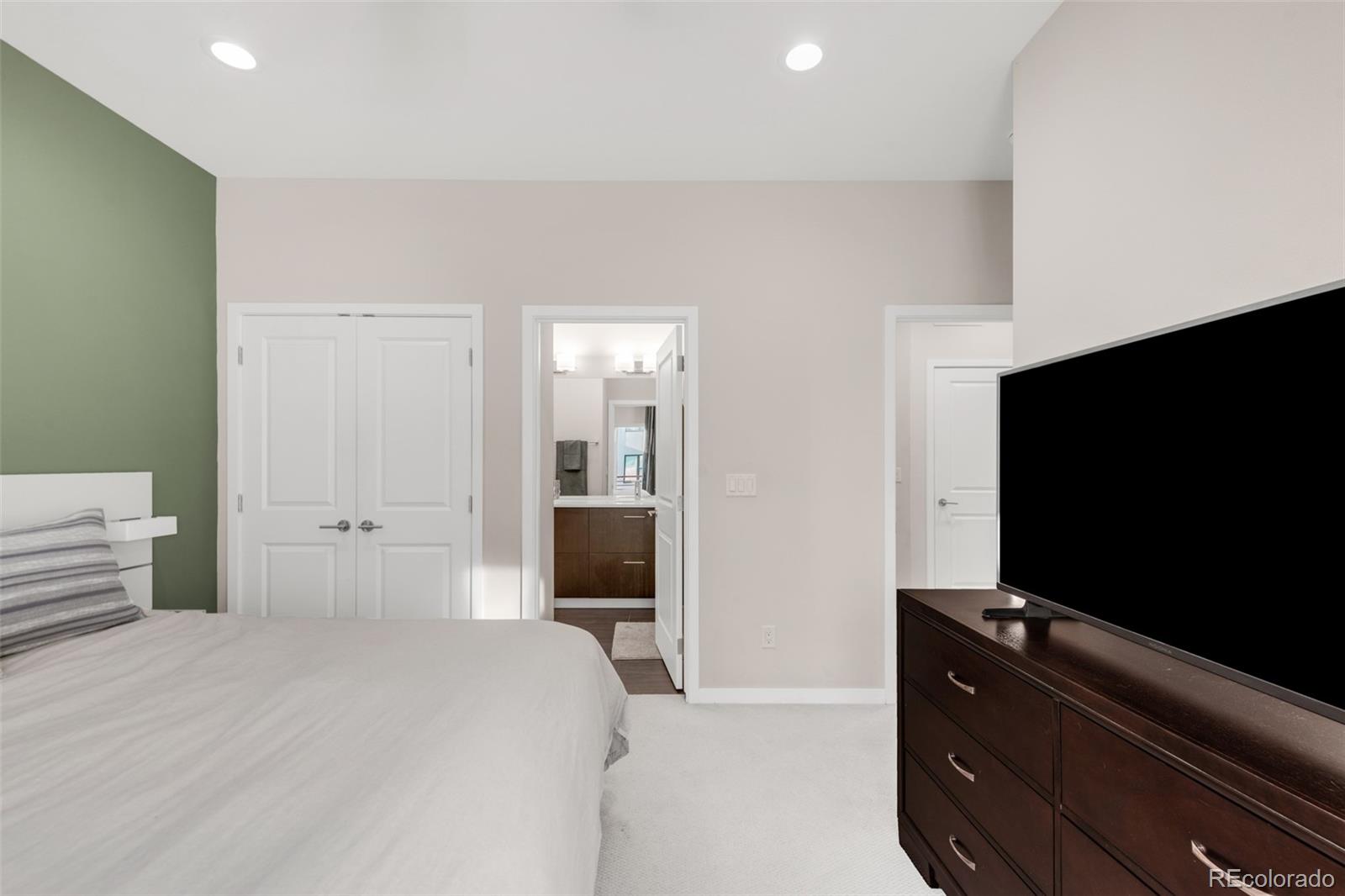 MLS Image #13 for 2707  decatur street,denver, Colorado